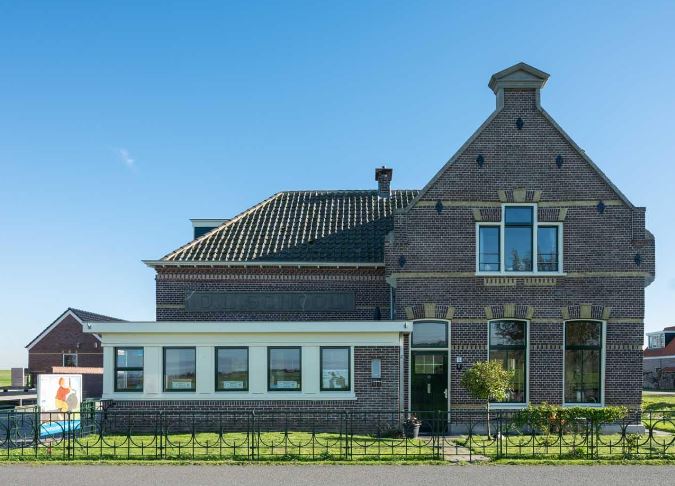 23 07 17 Schooltje van Dik Trom